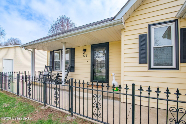 Listing Image 3