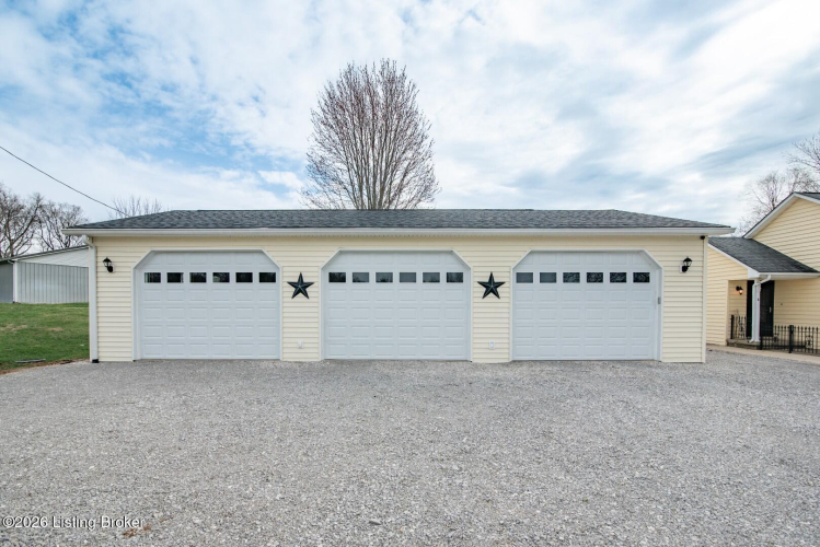 Listing Image 58