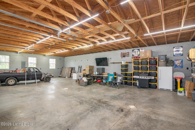 Listing Image 59