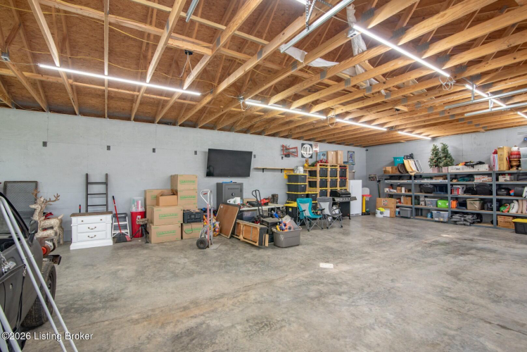 Listing Image 63
