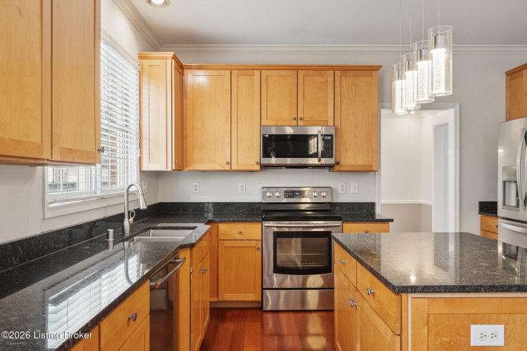 Listing Image 13