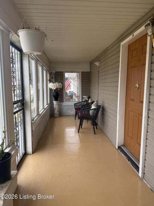 Listing Image 17
