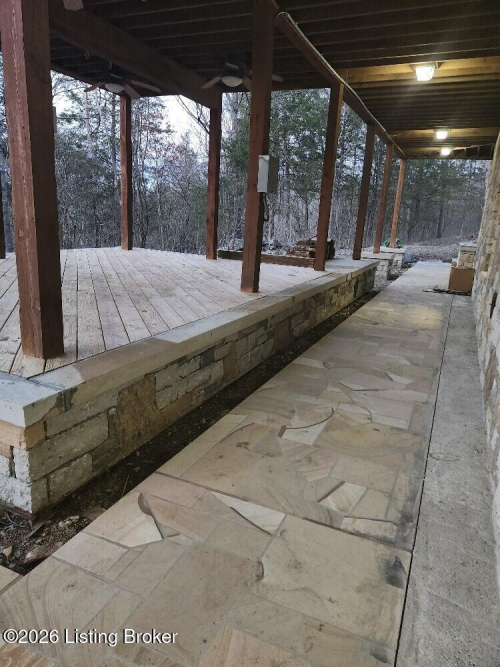 Listing Image 6