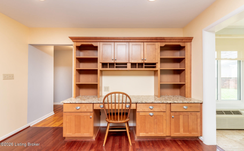 Listing Image 21