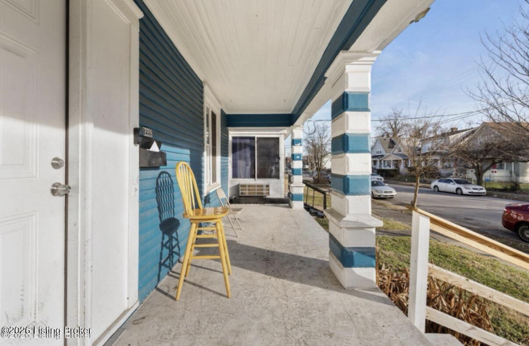 Listing Image 3