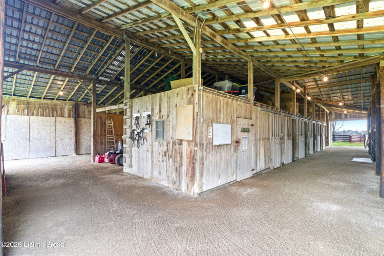 Listing Image 71