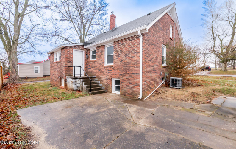 Listing Image 27