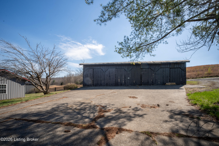 Listing Image 17
