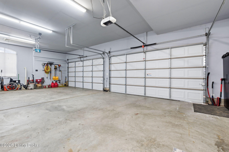 Listing Image 42