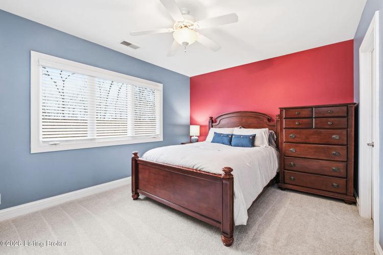 Listing Image 44