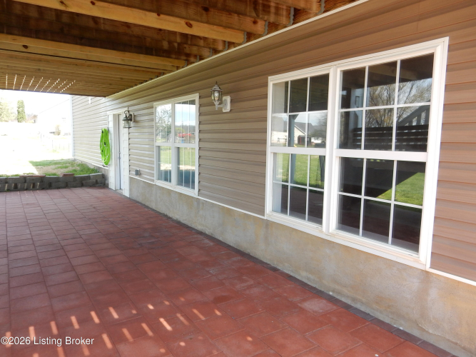 Listing Image 42