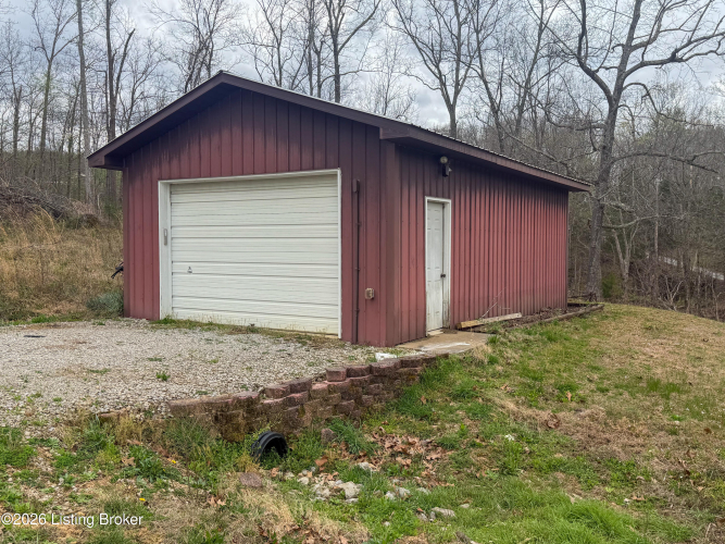 Listing Image 16