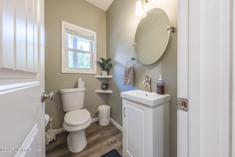 Listing Image 21