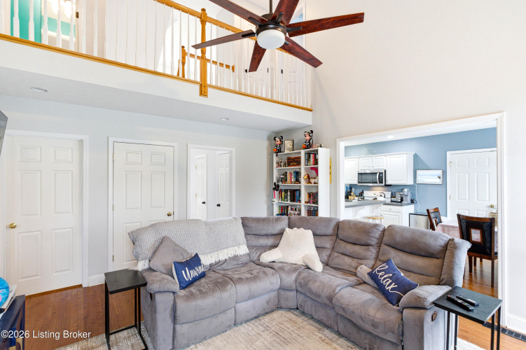 Listing Image 14