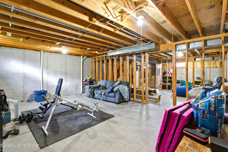 Listing Image 32