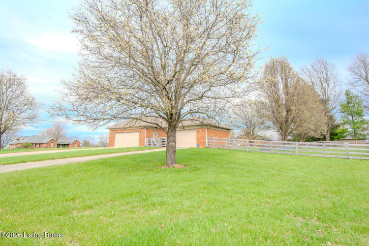 Listing Image 48