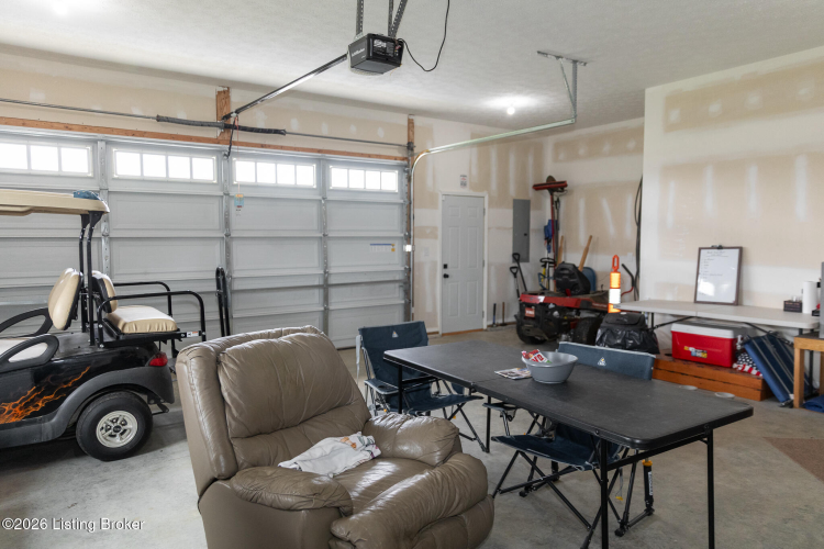 Listing Image 64