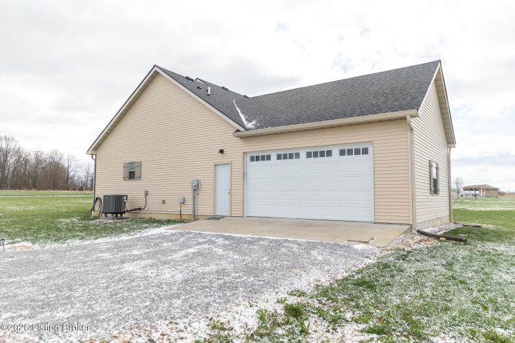 Listing Image 82