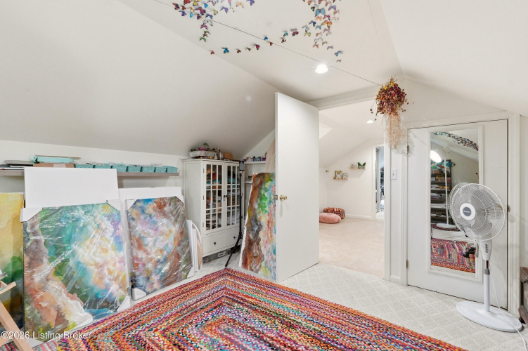 Listing Image 37