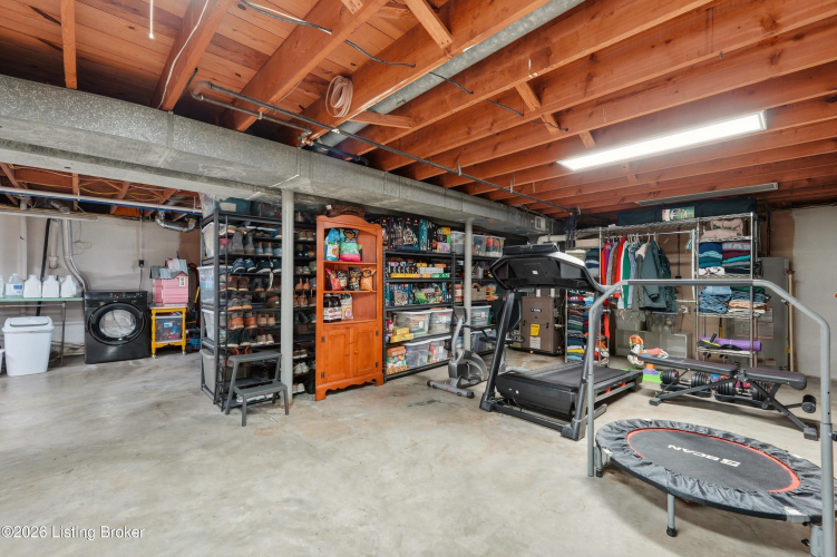 Listing Image 38