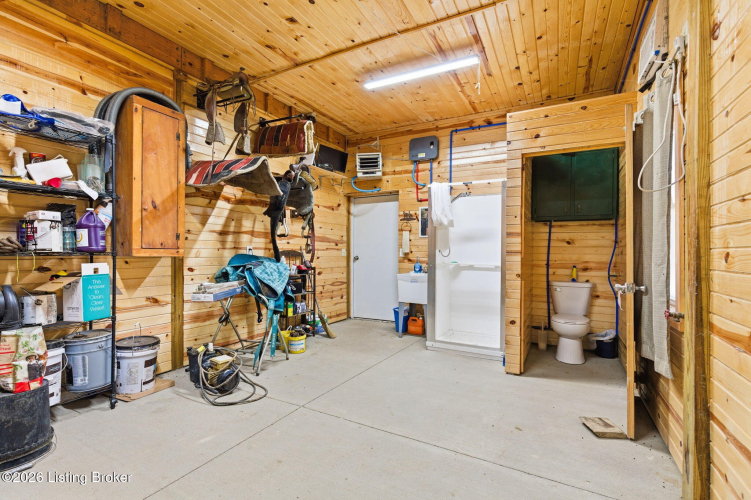 Listing Image 70