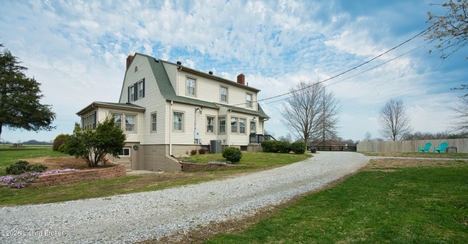 Listing Image 44