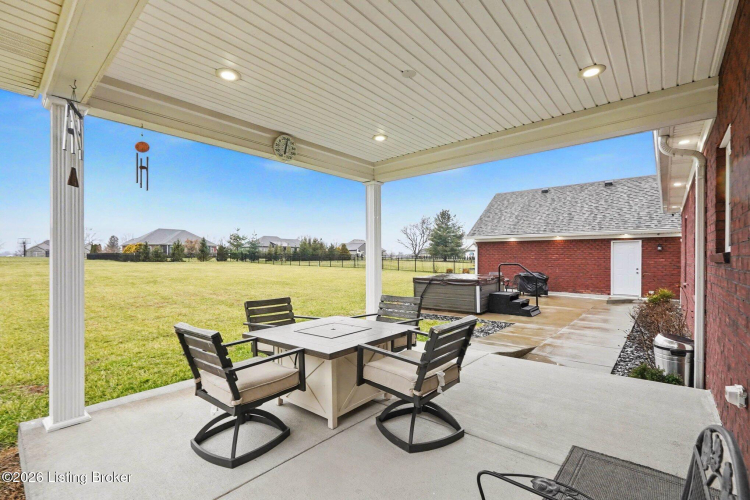 Listing Image 23