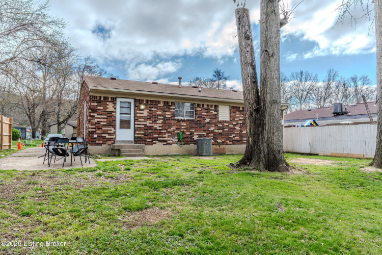 Listing Image 22