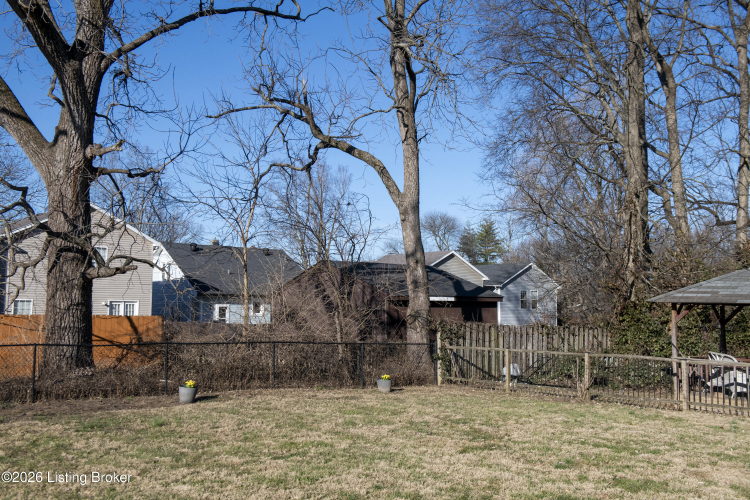 Listing Image 28