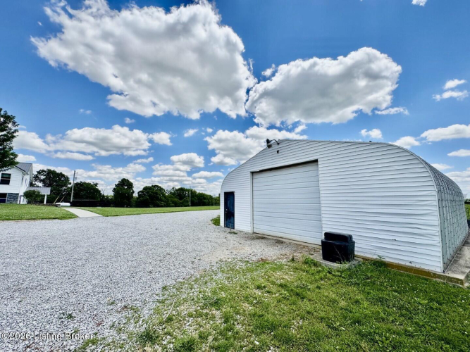 Listing Image 32