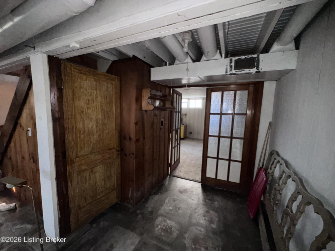 Listing Image 30