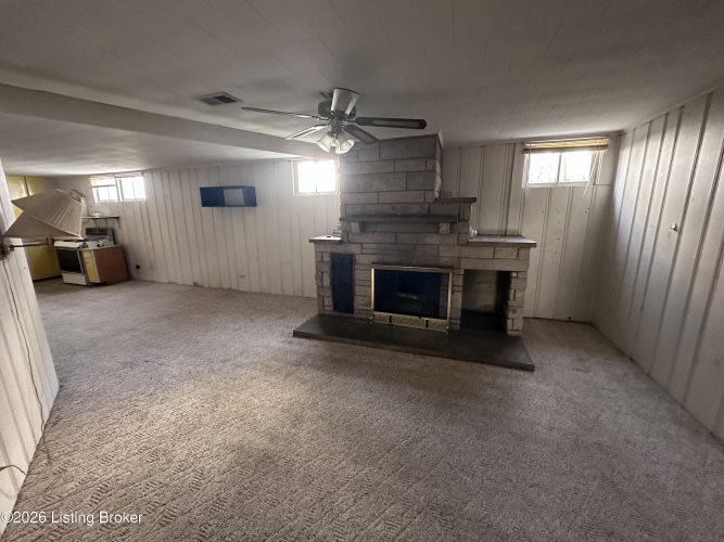 Listing Image 41