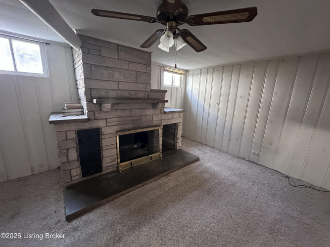 Listing Image 43