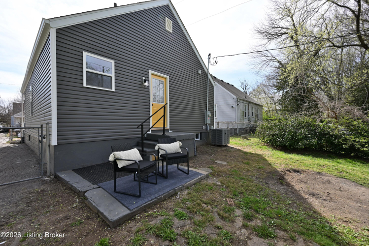 Listing Image 22