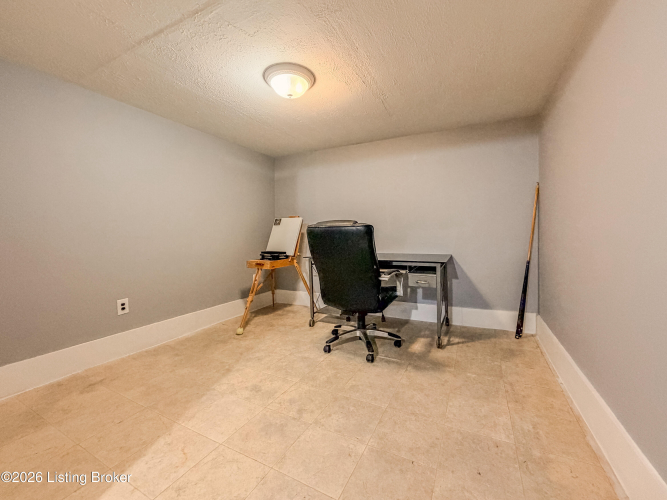 Listing Image 38