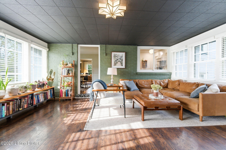 Listing Image 21