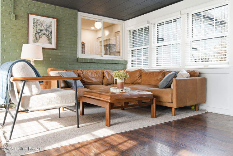 Listing Image 22