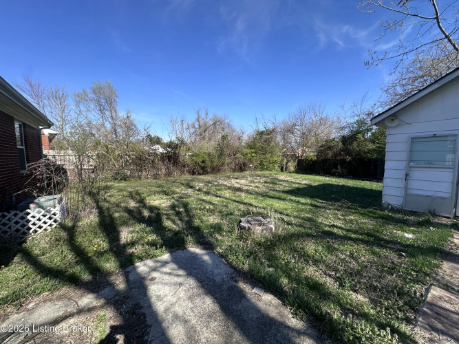 Listing Image 13
