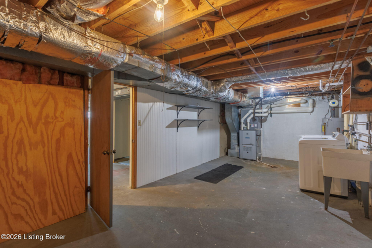 Listing Image 41