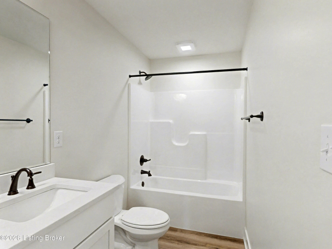 Listing Image 54