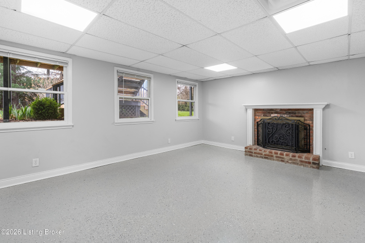 Listing Image 54
