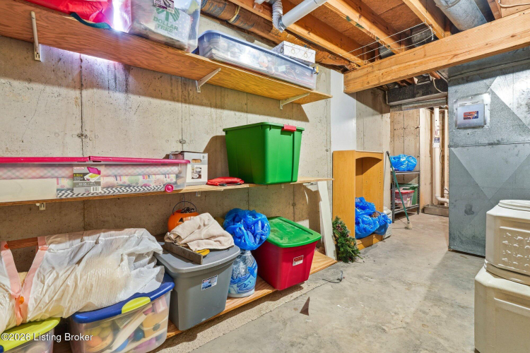 Listing Image 52