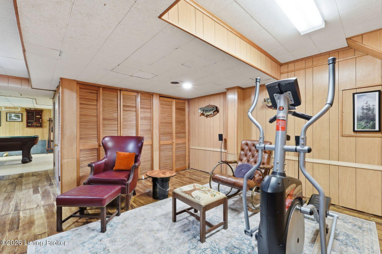Listing Image 33