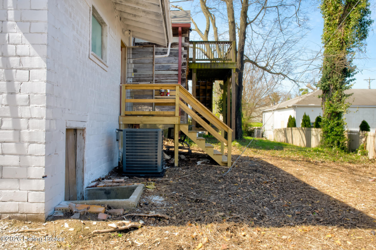 Listing Image 18