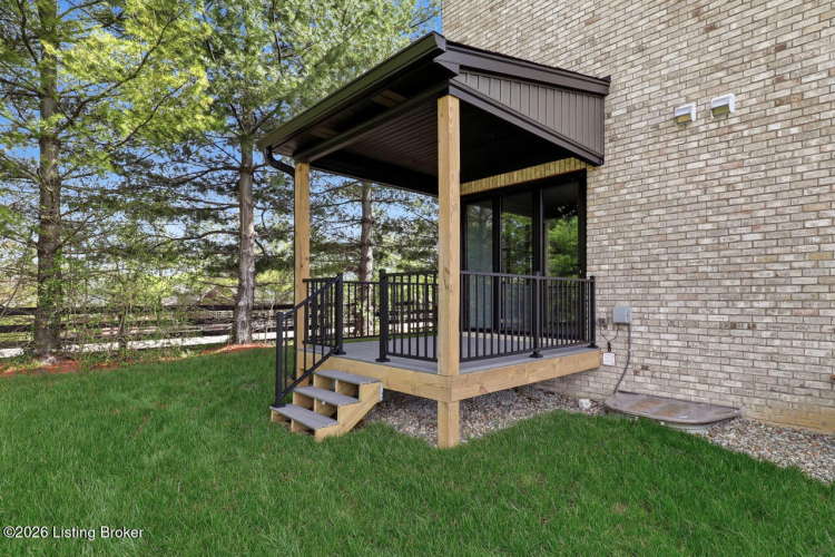 Listing Image 19