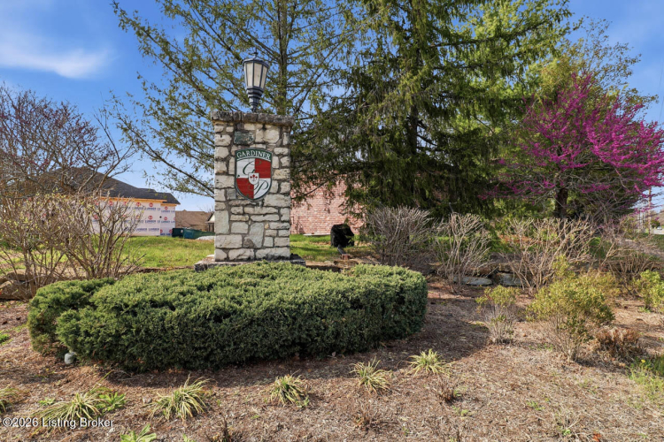 Listing Image 67