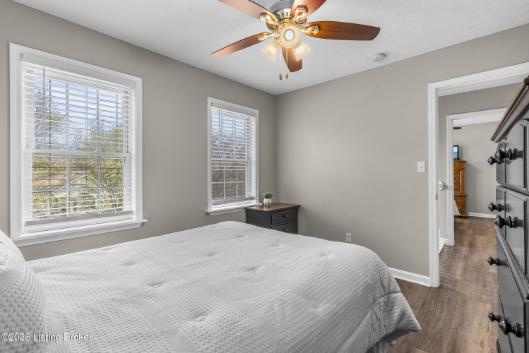 Listing Image 55