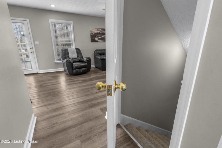 Listing Image 56
