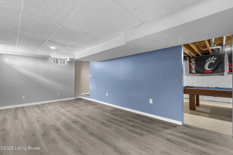 Listing Image 58