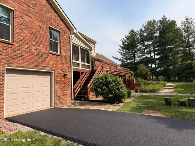 Listing Image 105